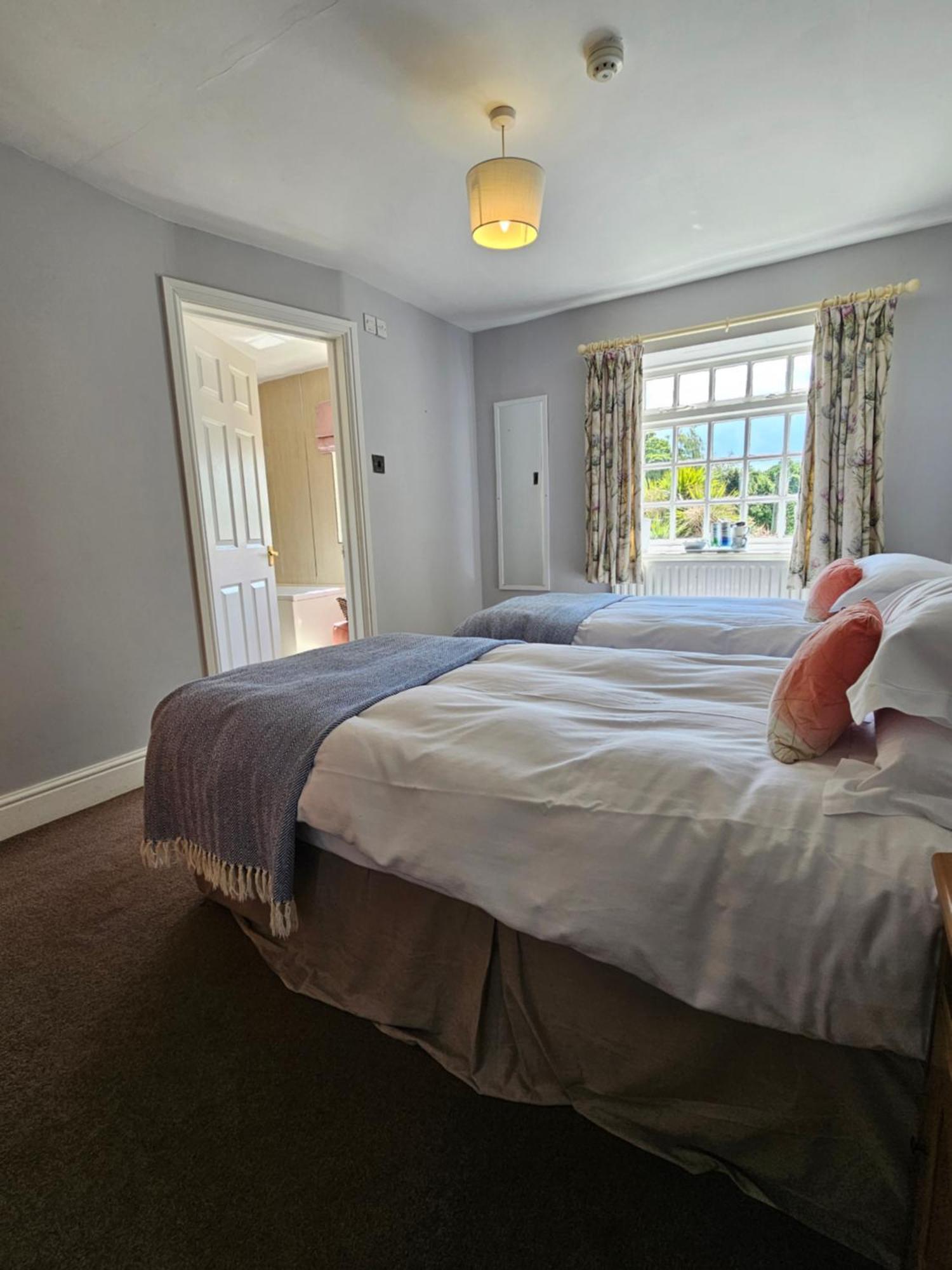 The Pack Horse Inn Chathill المظهر الخارجي الصورة